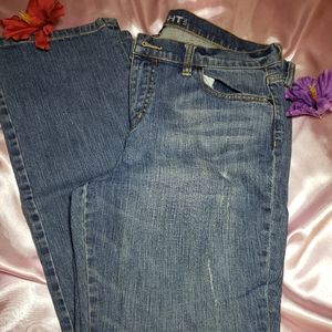 💙Beautiful Stone Wash distress straight leg💙